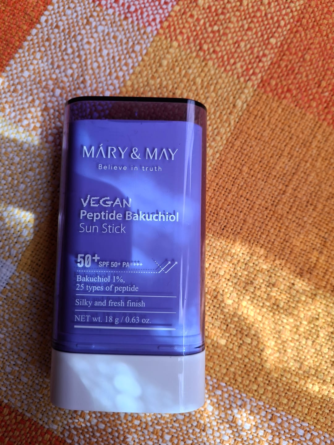 Customer photo review of Saules aizsardzības krēms ar Peptīdiem un Bakuchiolu Mary&May Vegan Peptide Bakuchiol Sun Stick SPF50+ PA++++