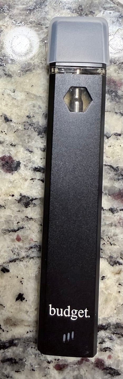 Customer photo review of 1 Gram THCA Blend Vape Pen | Wedding Cake - Indica