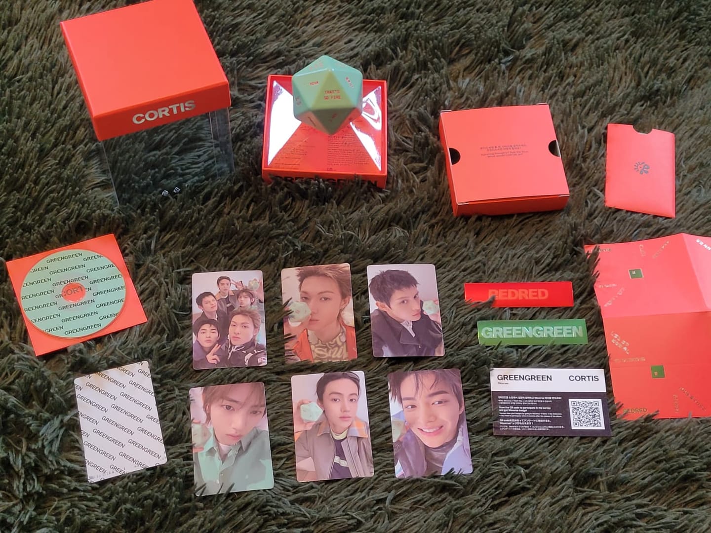 Customer photo review of CORTIS - GREENGREEN 2ND EP ALBUM DICE VER