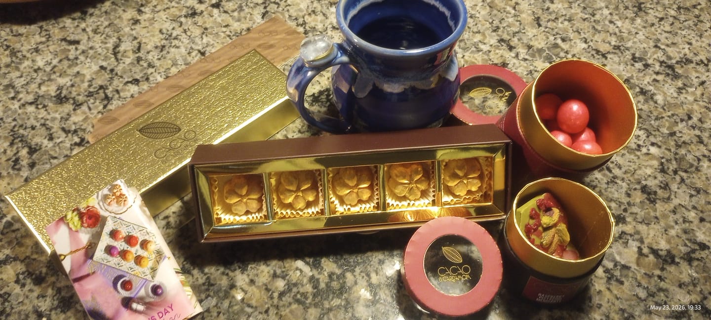 Customer photo review of Strawberry Macadamia Dragees