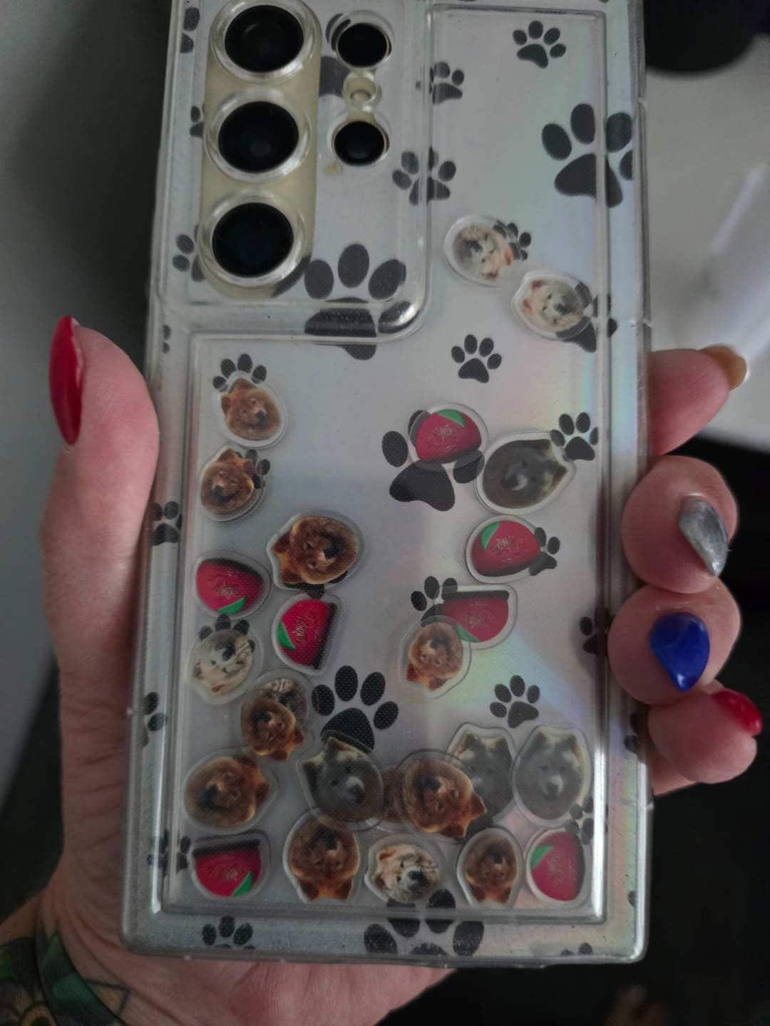 Customer photo review of Dizzy Daisies | Case Layer