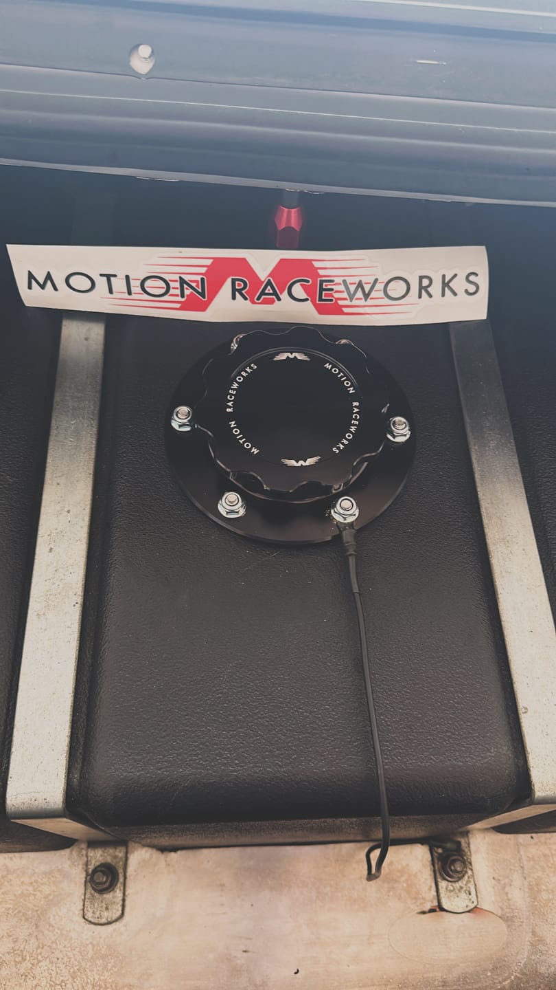Customer photo review of Motion Billet Fuel Cap (Screw on) 6 bolt w/ Seal and Hardware 27-140