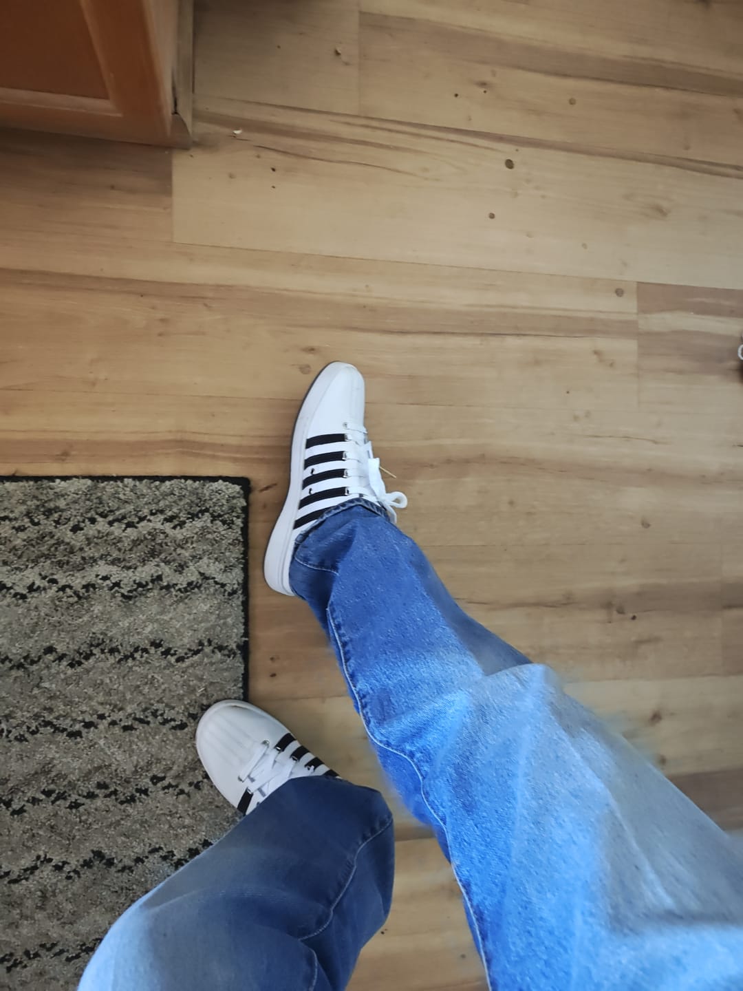 Customer photo review of 03629-155-M | COURT PRO II CMF | WHITE/SILVER