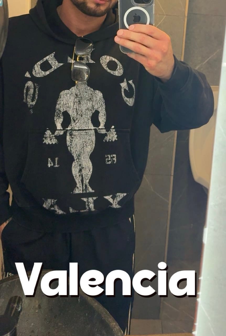 Customer photo review of 5161 - Golds Gym Classic Pullovers