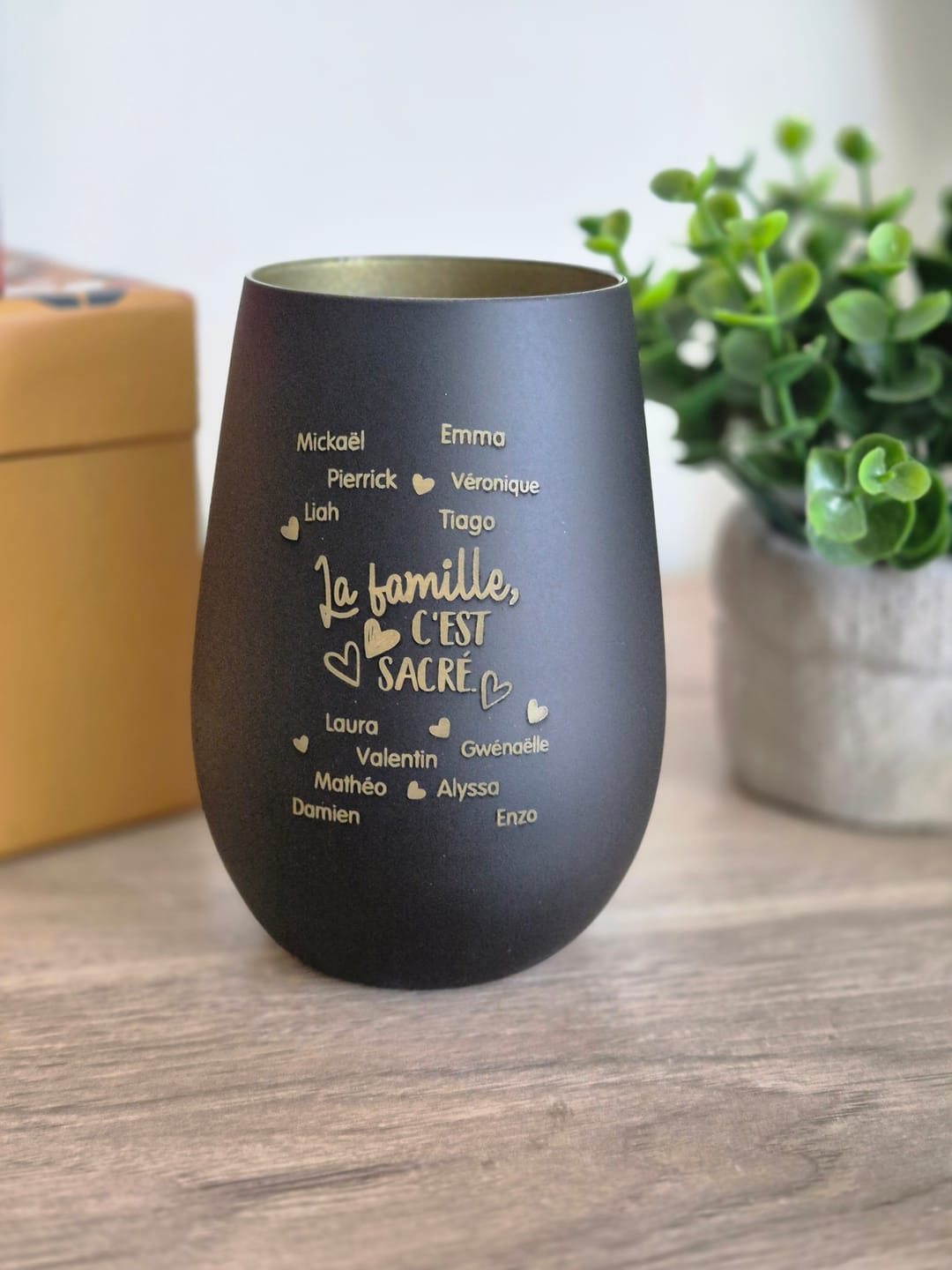 Customer photo review of La famille, c'est sacré - Famille-Photophore