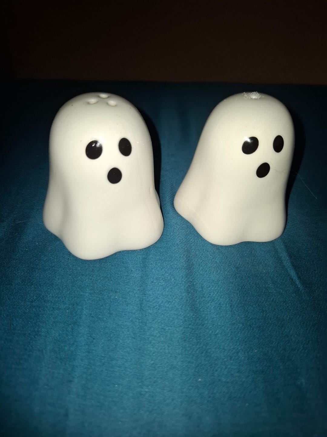 Customer photo review of Geister Salz- & Pfefferstreuer – Süßes Spooky-Set