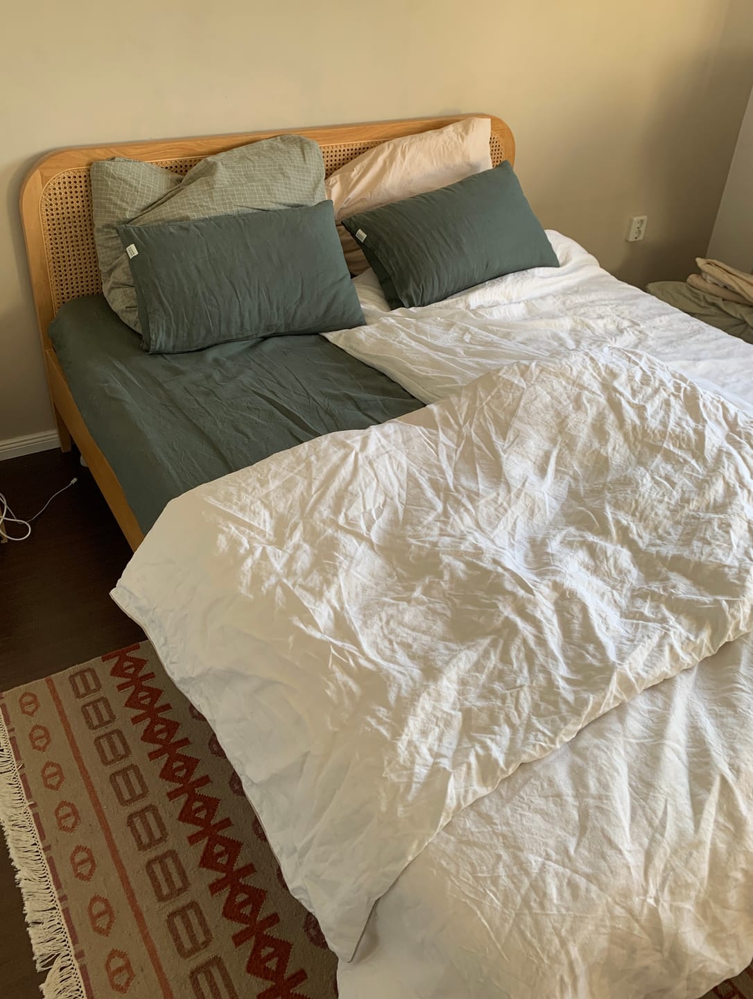 Customer photo review of Leinen-Spannbettlaken, Forest Green