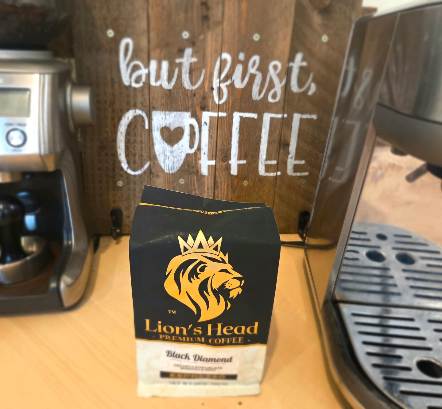 Customer photo review of Black Diamond - Medium - Espresso/Drip