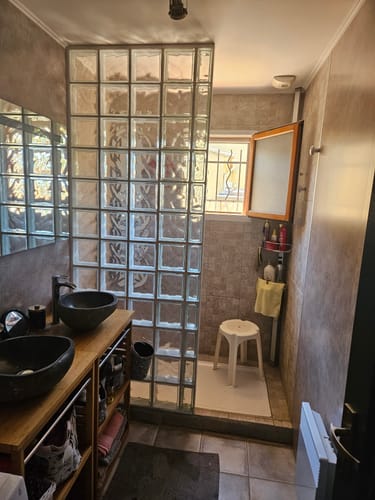 Customer photo review of Panneau Mural PVC Beige Valencia 260 x 120 CM