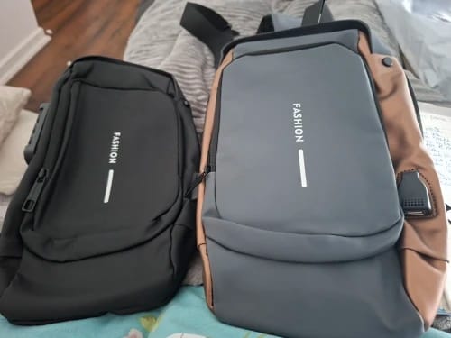 Customer photo review of SecureBag |  תיק צד מאובטח עם נעילה
