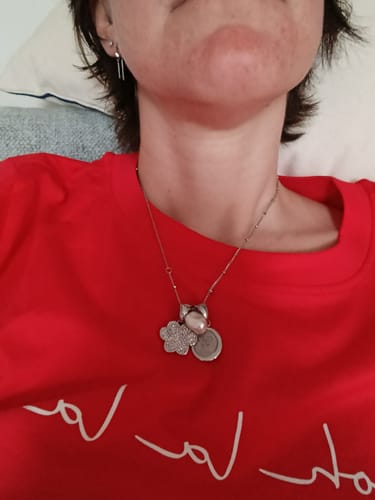 Customer photo review of Ciondolo "Zampina sul cuore"