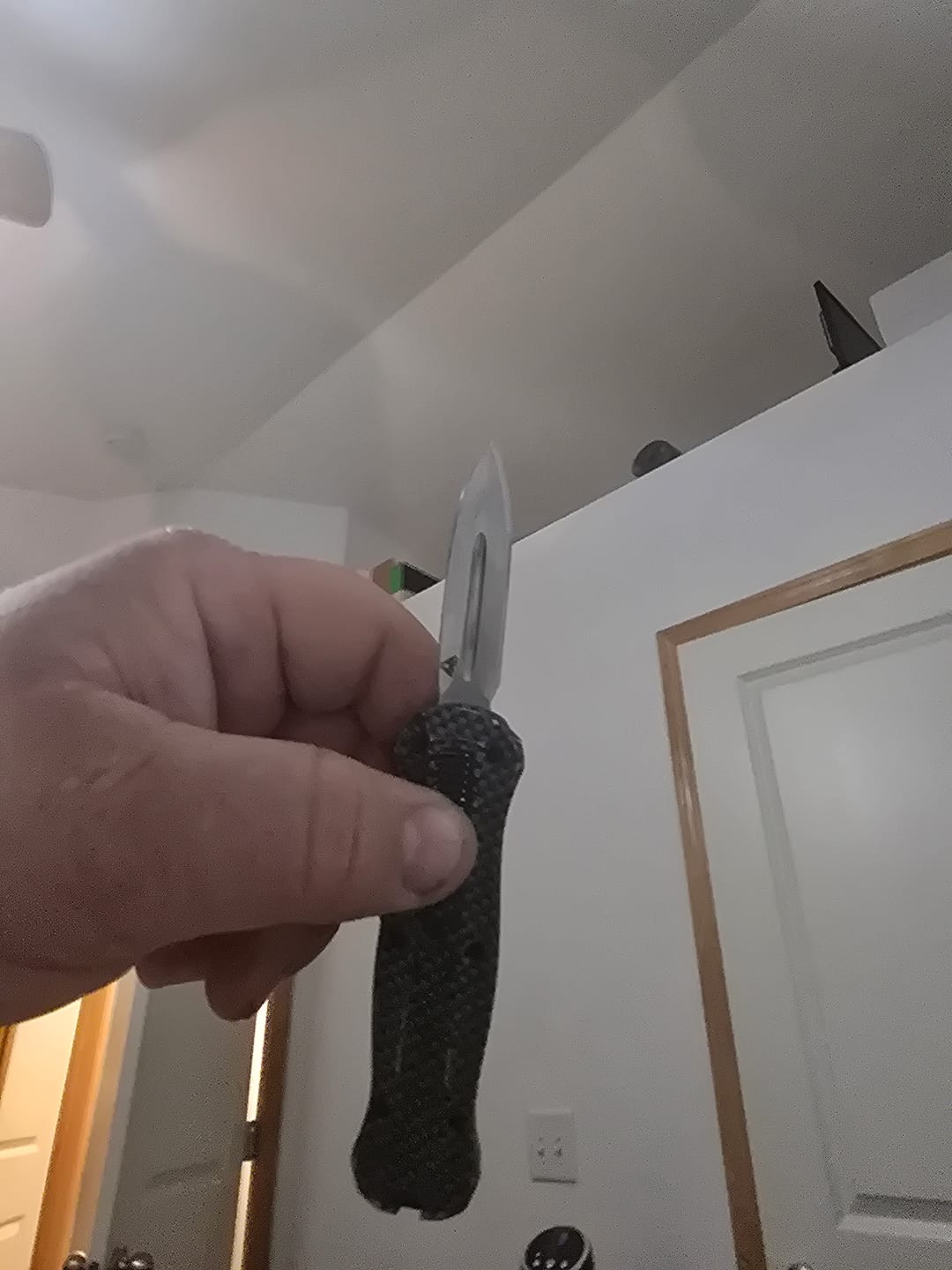 Customer photo review of VT Black Rocket Mini OTF Knife