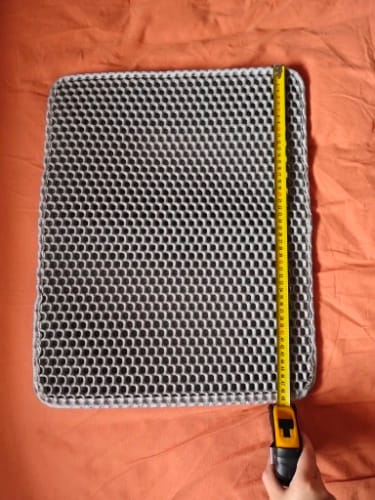 Customer photo review of Cat Litter Mat Double Layer Pet Non Slip Big Pet Litter Box Filter MatWear Resistant Waterproof Anti-slip Cat Litter Mat