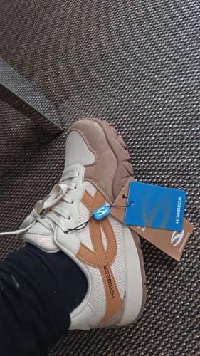 Customer photo review of HOBIBEAR Unisex Wide Width Minimalist Barefoot Sneakers