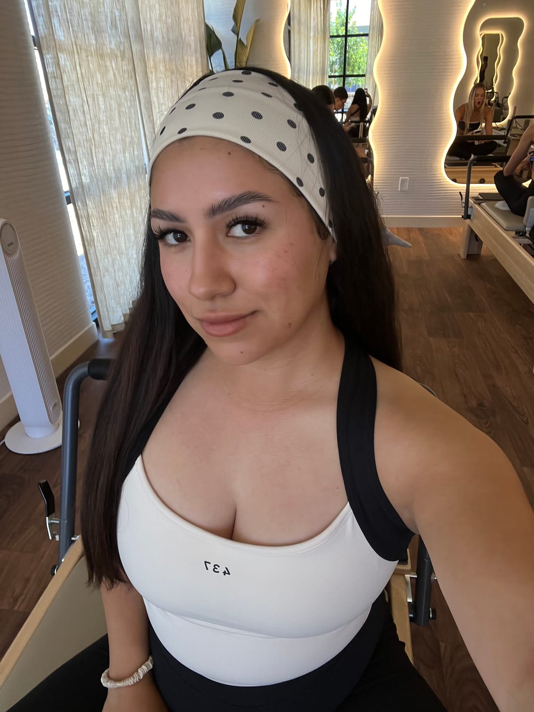 Customer photo review of The Sculpt Tank / Cream-Black