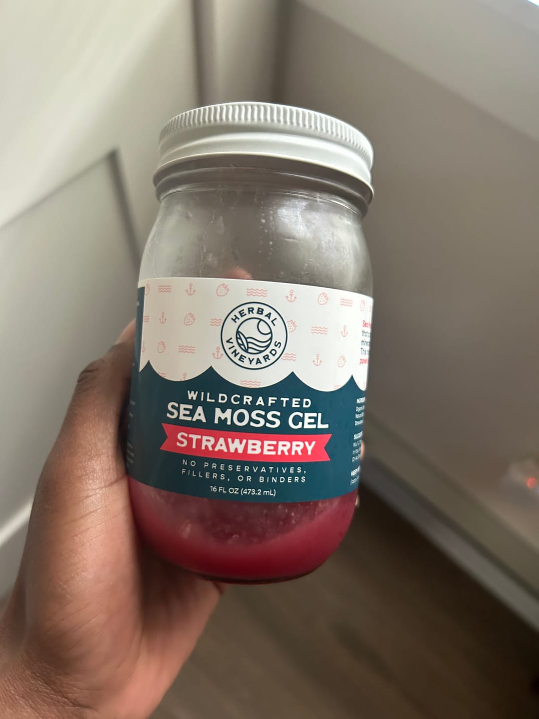 Customer photo review of EXCLUSIVE STRAWBERRY SEA MOSS GEL