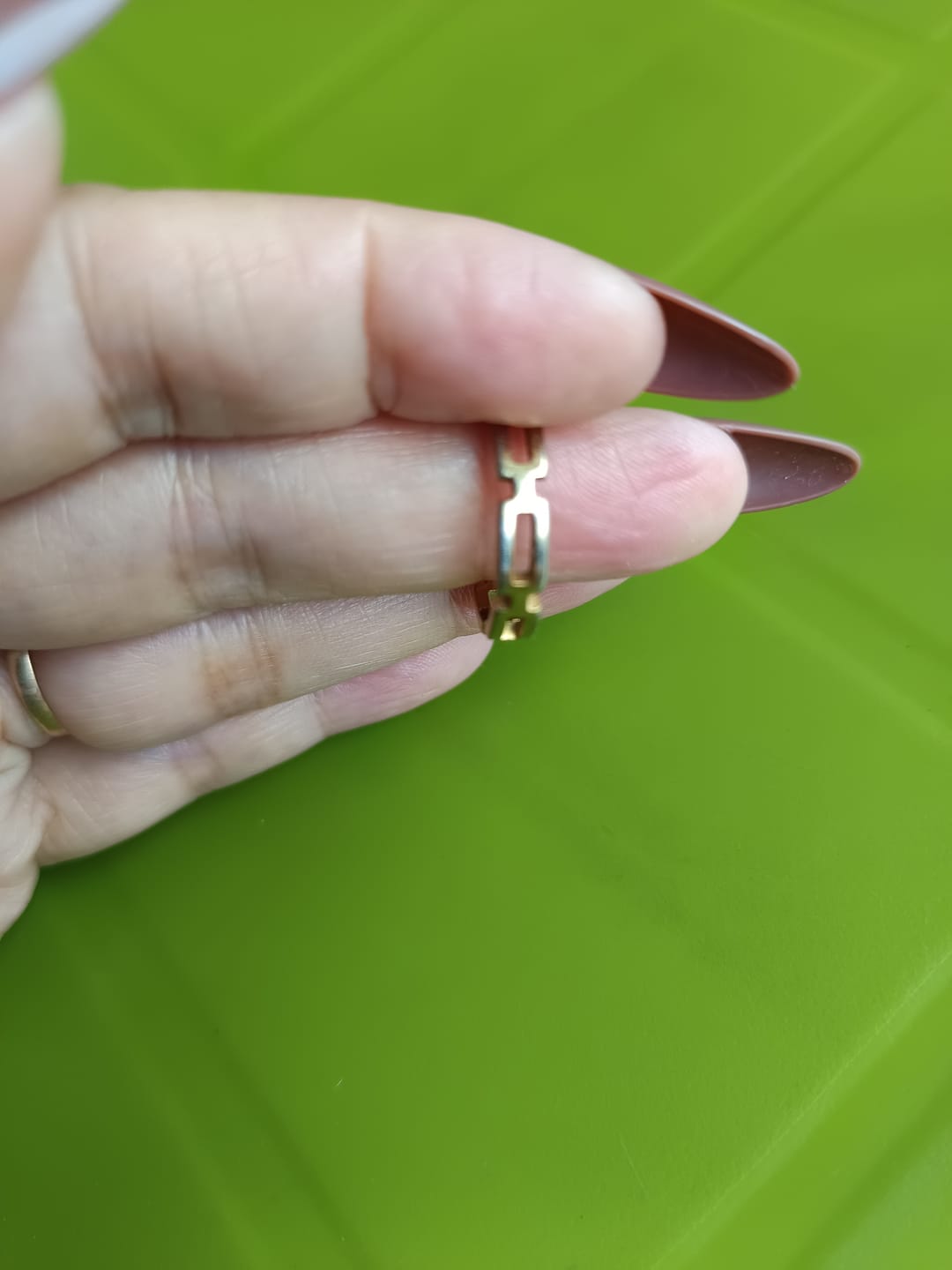 Customer photo review of Geo Link Gold Band