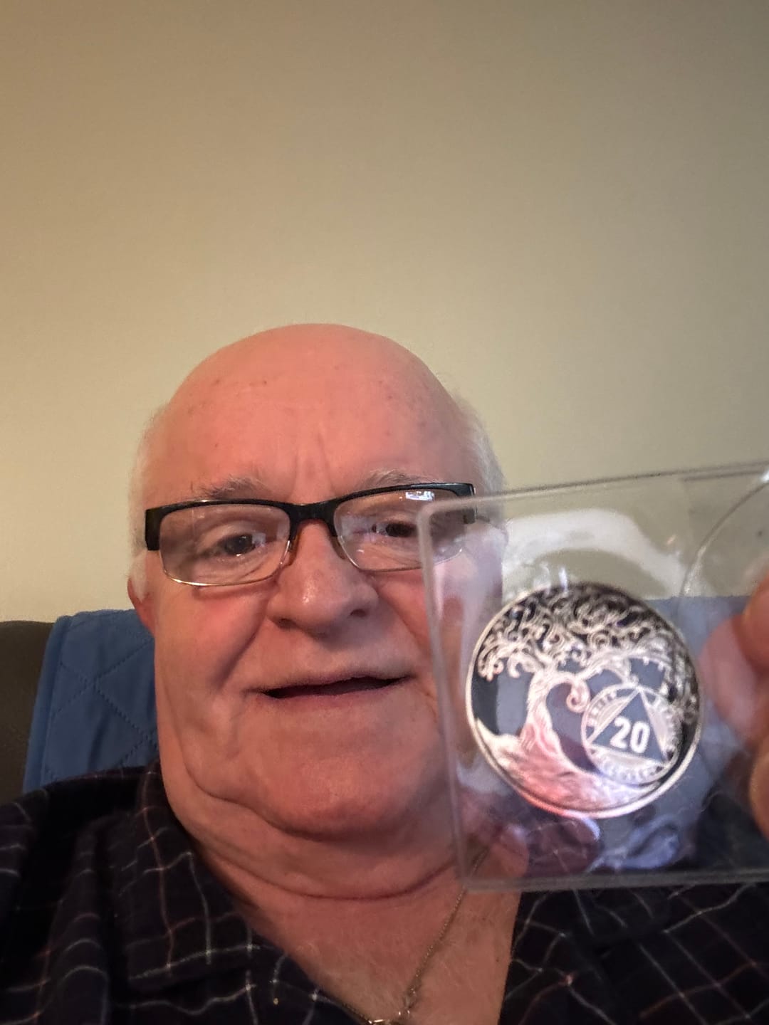 Customer photo review of 1 to 65 Year Sobriety Mint Twisted Tree of Life Gold Plated AA Recovery Medallion/Chip/Coin - Black