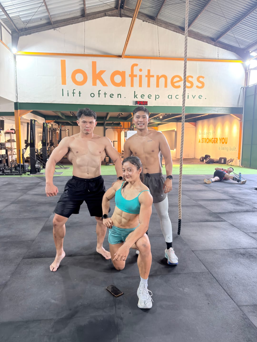 Customer photo review of KniTec V2 - Compression Sleeves For Knees and Legs
