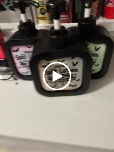 Customer video review of Coconut & Mahogany Teakwood Split Lotion