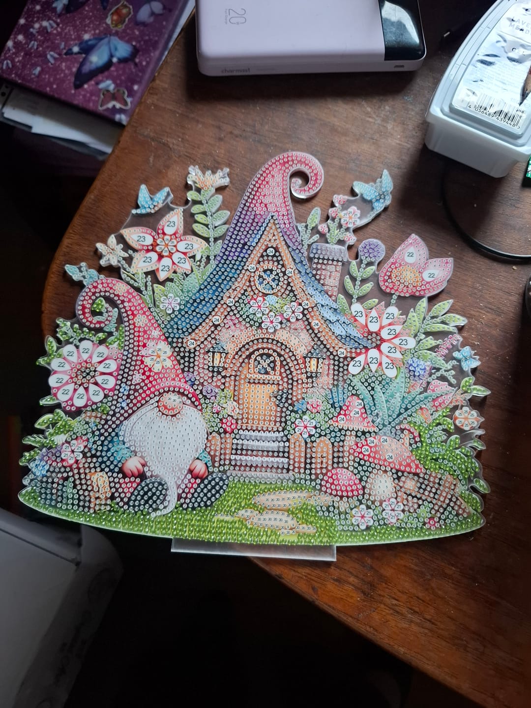 Customer photo review of Gnome House Crystal Art Decoration Kit