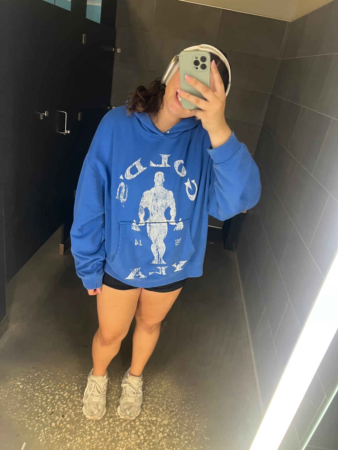 Customer photo review of 5161 - Golds Gym Classic Pullovers