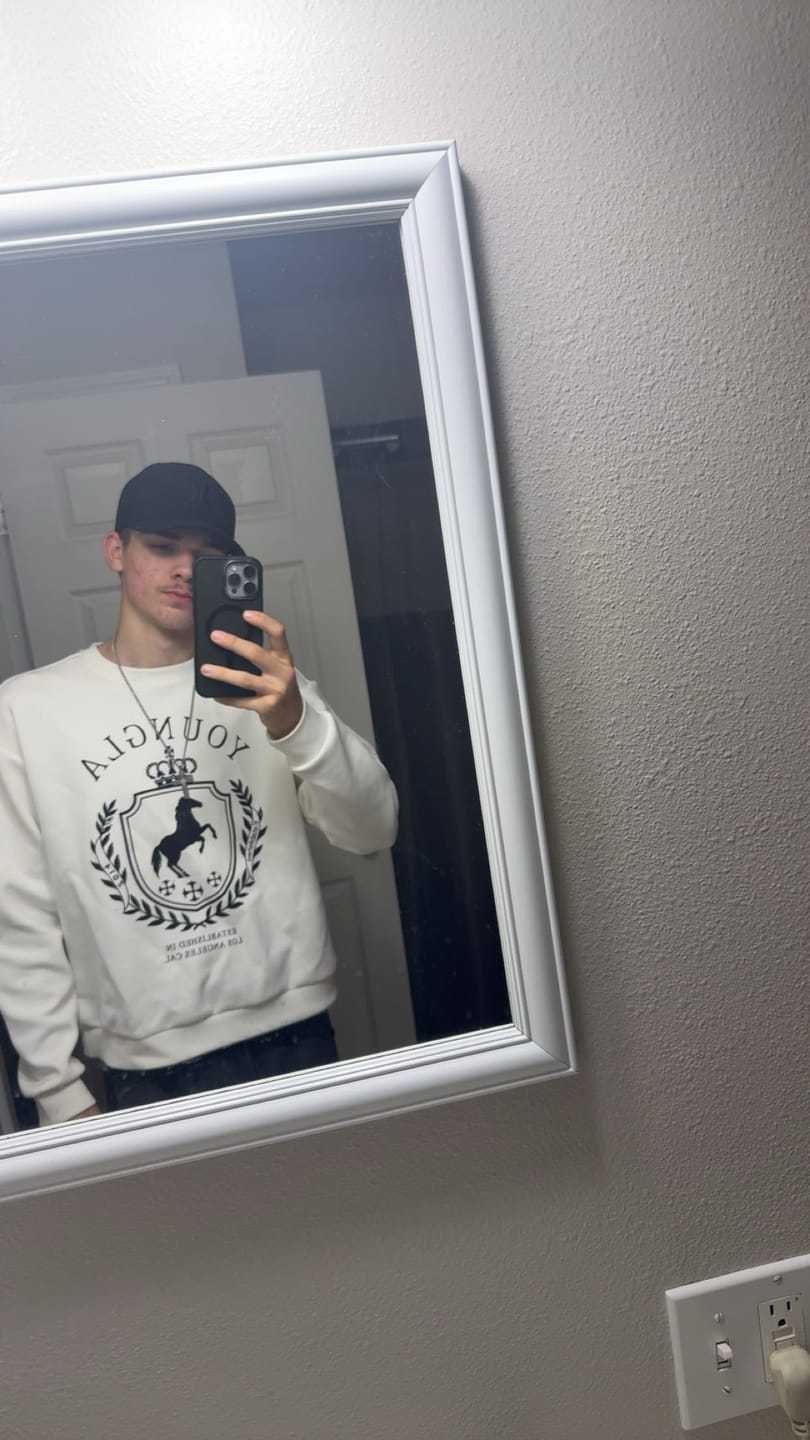 Customer photo review of 5075 - Old Money Crewnecks