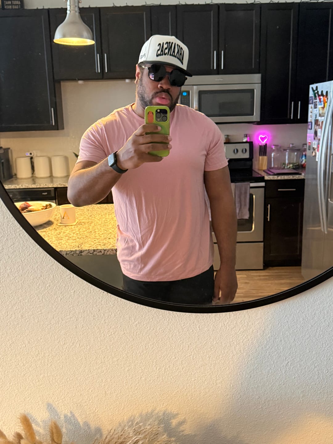 Customer photo review of ARKANSAS SNAPBACK - OFF WHITE EDITION