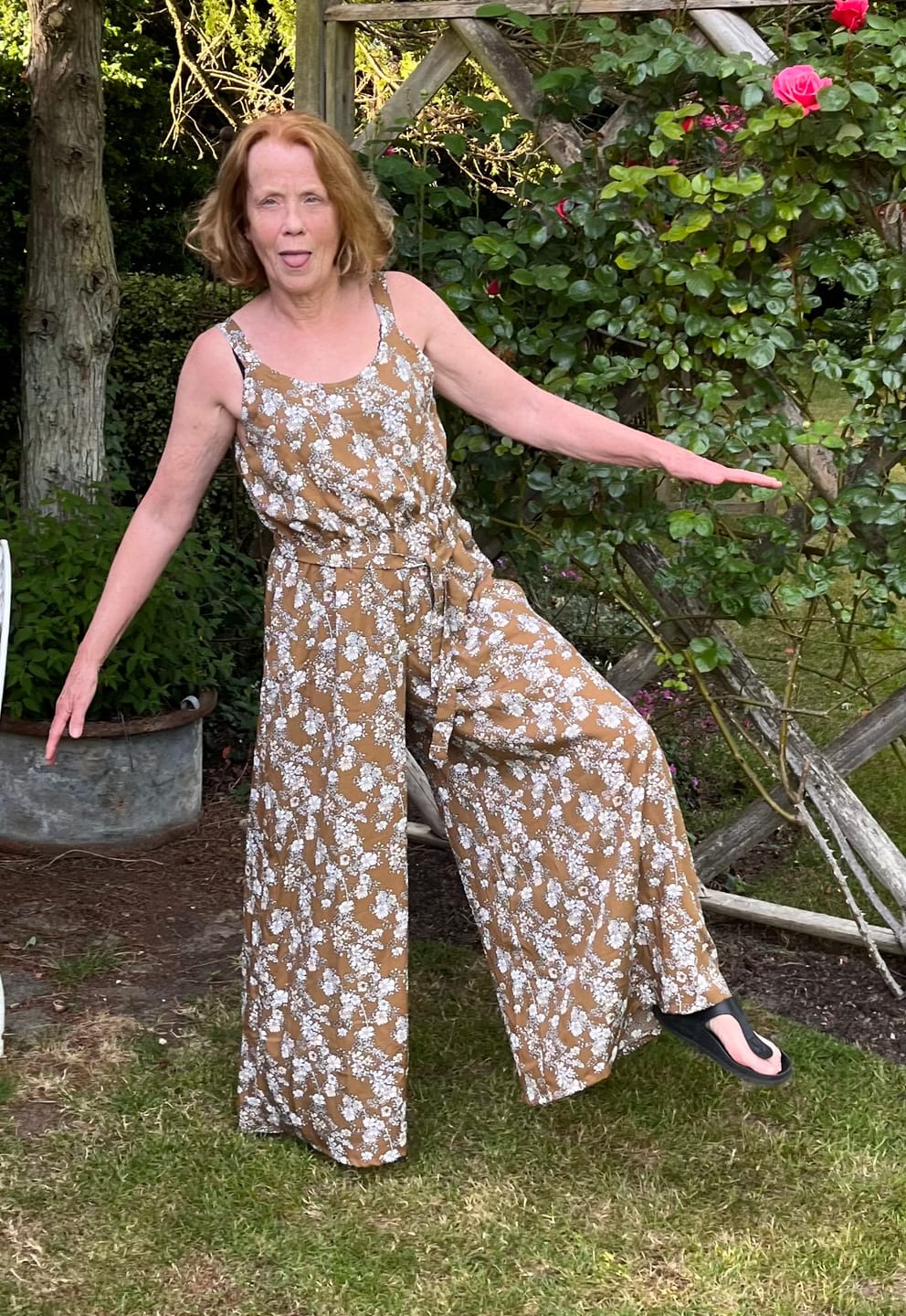 Customer photo review of 3 Metres, Printed Summer Dressmaking Viscose Fabric - 55" Wide (Golden)