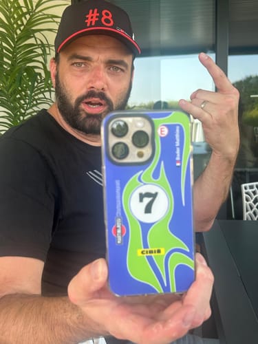 Kundenbewertung mit Foto zu Porsche 917/021 “Hippie” 1970 Endurance Livery - Individuelle Handyhülle für iPhone