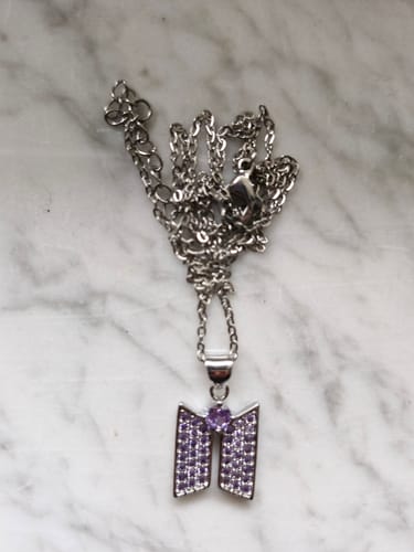 Customer photo review of BTS Inlaid Zircon Pendant Necklace