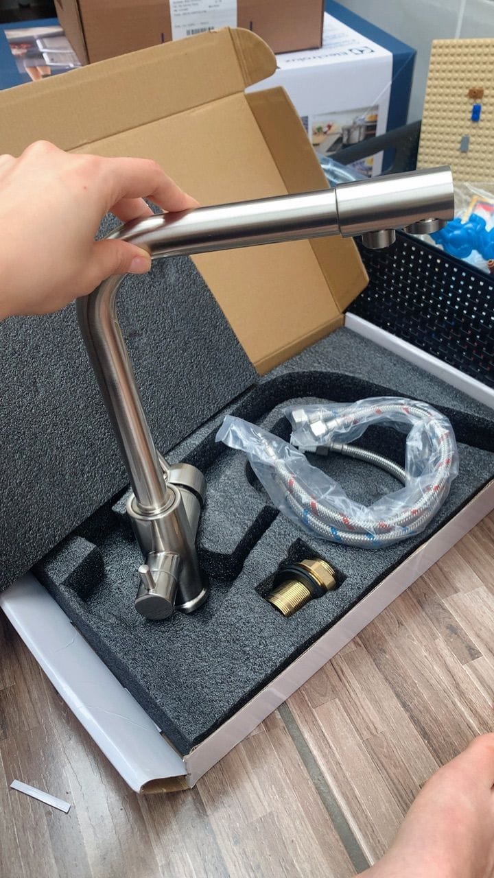 Customer photo review of Torneira Para Cozinha Gourmet Monocomando Com Filtro Royal Safira
