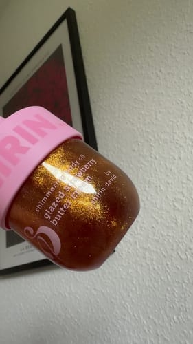 Customer photo review of Shimmering Body Oil Glazed Strawberry Butter Cream