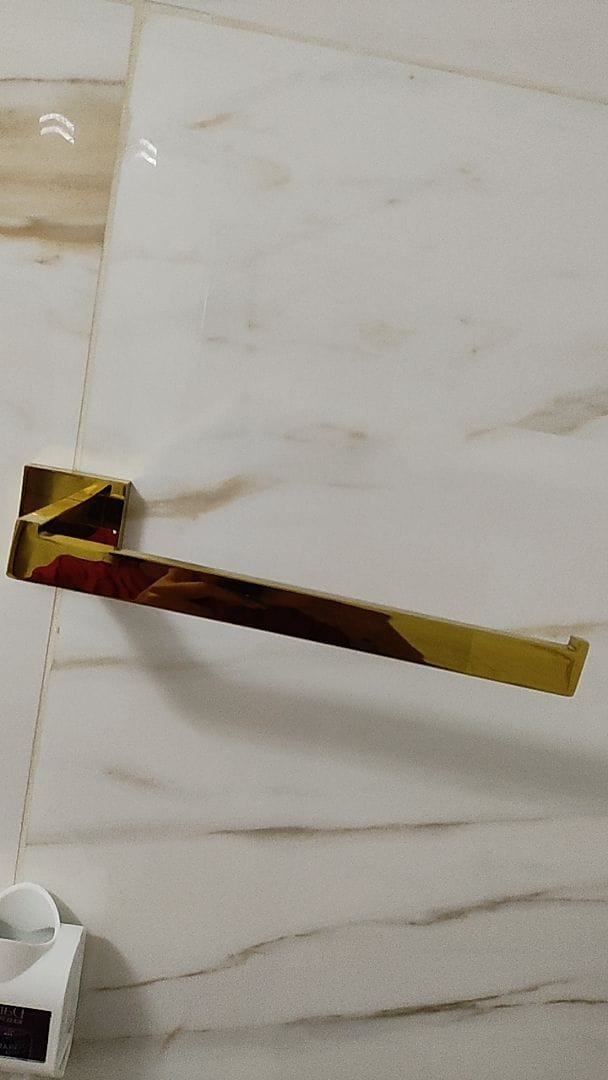 Customer photo review of Porta Toalha Rosto Para Banheiro 26cm Aço Inoxidável