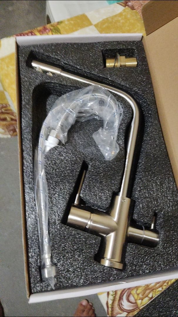 Customer photo review of Torneira Para Cozinha Gourmet Monocomando Com Filtro Royal Safira