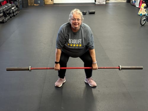 Customer photo review of DEADLIFT REVIEW T-SHIRT