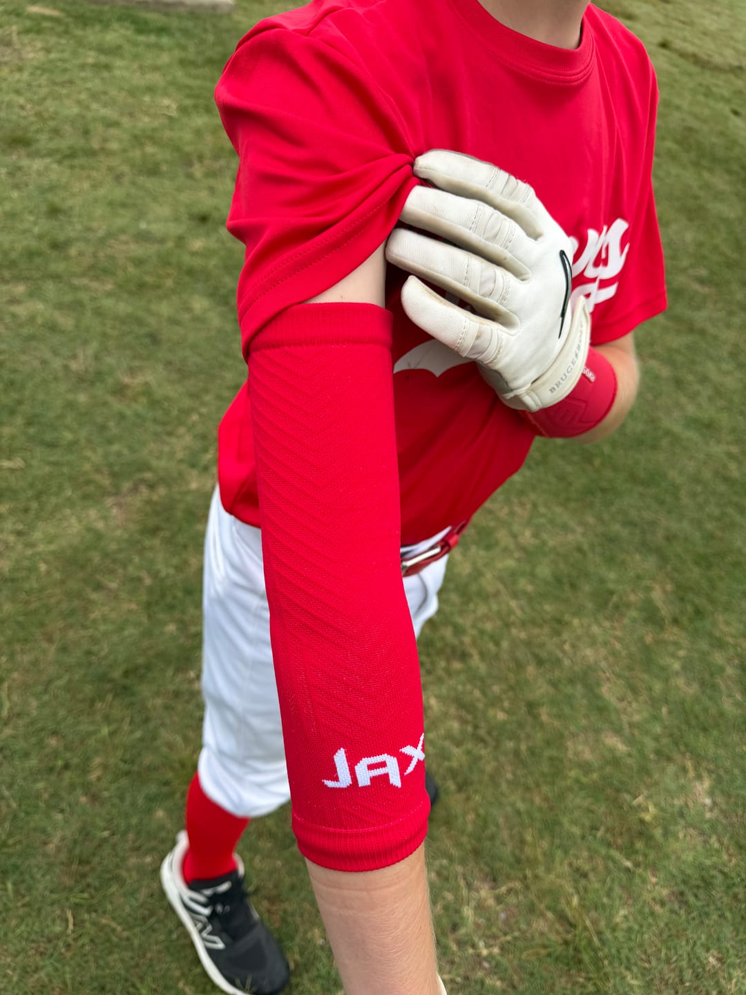 Customer photo review of Jax | Restore Recovery Premium Arm Sleeve - Black