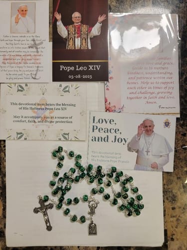Customer photo review of San Padre Pio Prayer Beads - Rosary Blessed By Pope w/ Relic - St. Father Pio