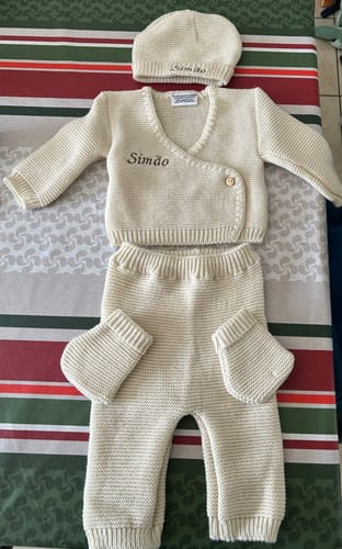 Customer photo review of Ensemble en maille brodé
