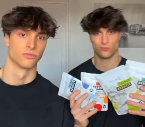 Customer photo review of JAWLINER® Fitness Chewing Gum Variety Pack