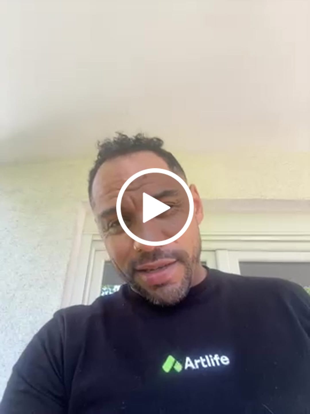 Customer video review of Batana Oil