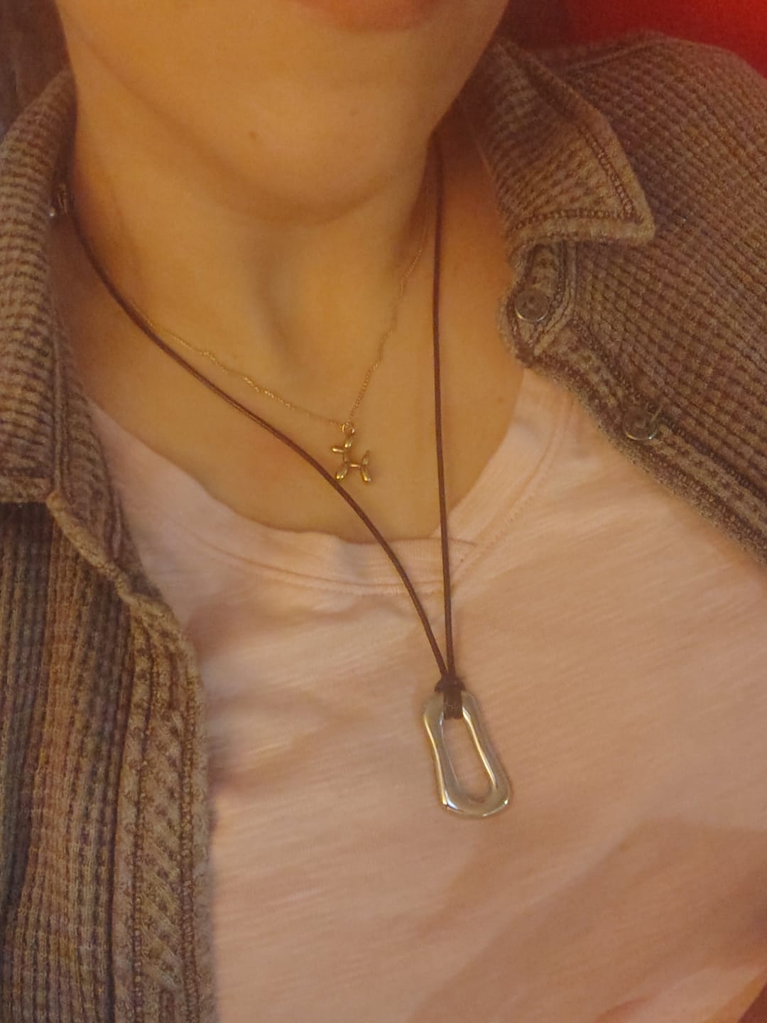 Customer photo review of Collar Mouret Plata