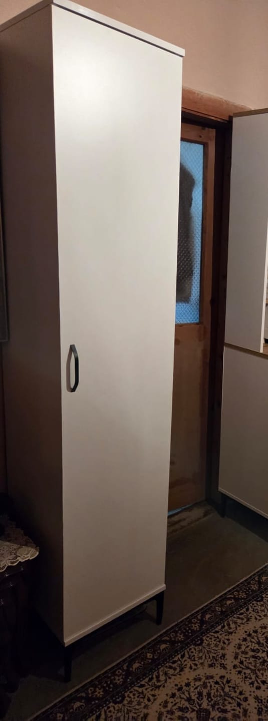 Customer photo review of Rani JE212 Kahve Köşesi Çok Amaçlı Dolap 8 Kapaklı 2 Çekmeceli Raflı Kiler Mutfak Dolabı Beyaz - Sepet Ceviz