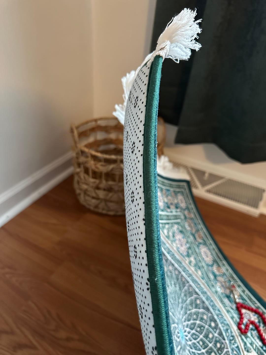 Customer photo review of Emerald Padded Prayer Mat