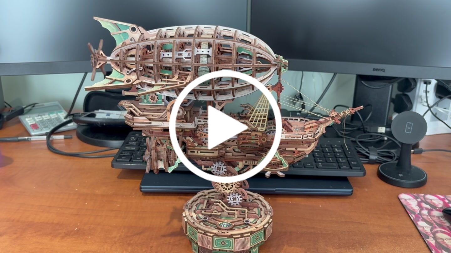 Customer video review of Vapor Trek 3D Wooden Puzzle