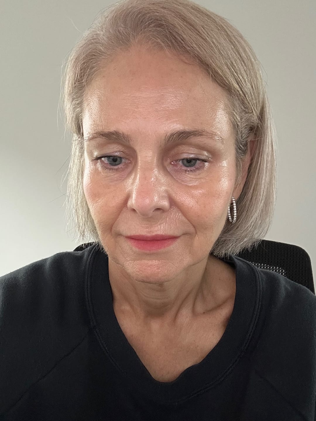 Customer photo review of drNC FACESHIELD GLOW SPF 50 - INVISIBLE DEWY FINISH