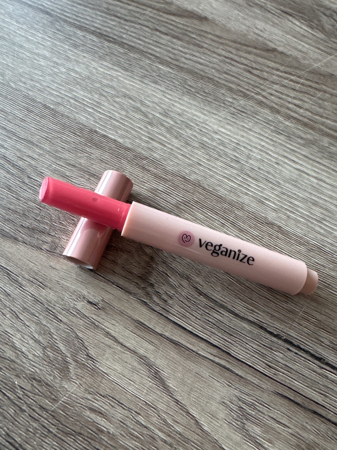 Customer photo review of Veganize Collagen Lip Glass Balm (1,8g) Lipgloss