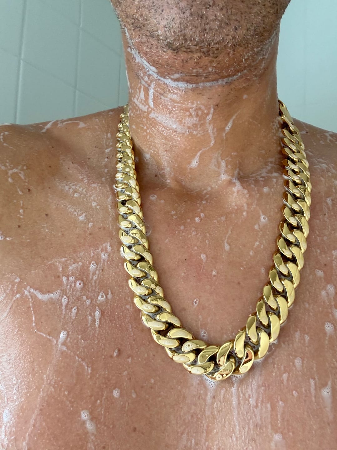 Customer photo review of 10-22mm Solid 18k Gold Plated Miami Cuban Link Chain