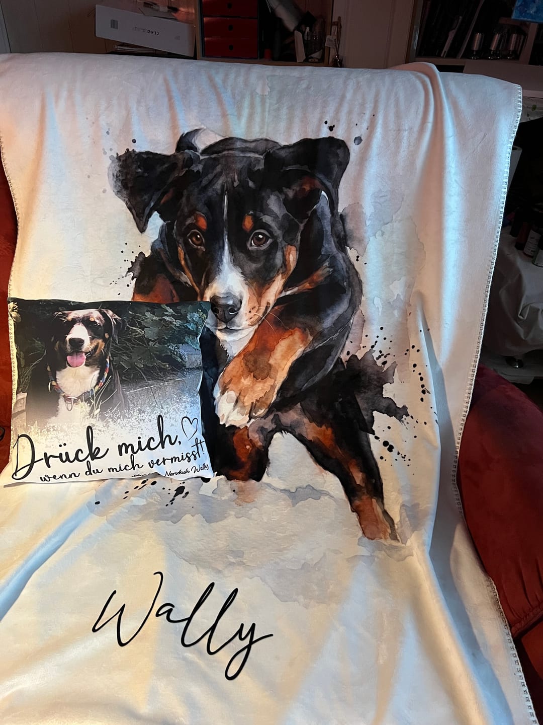 Customer photo review of Personalisierte Decke "Aquarell Haustier"