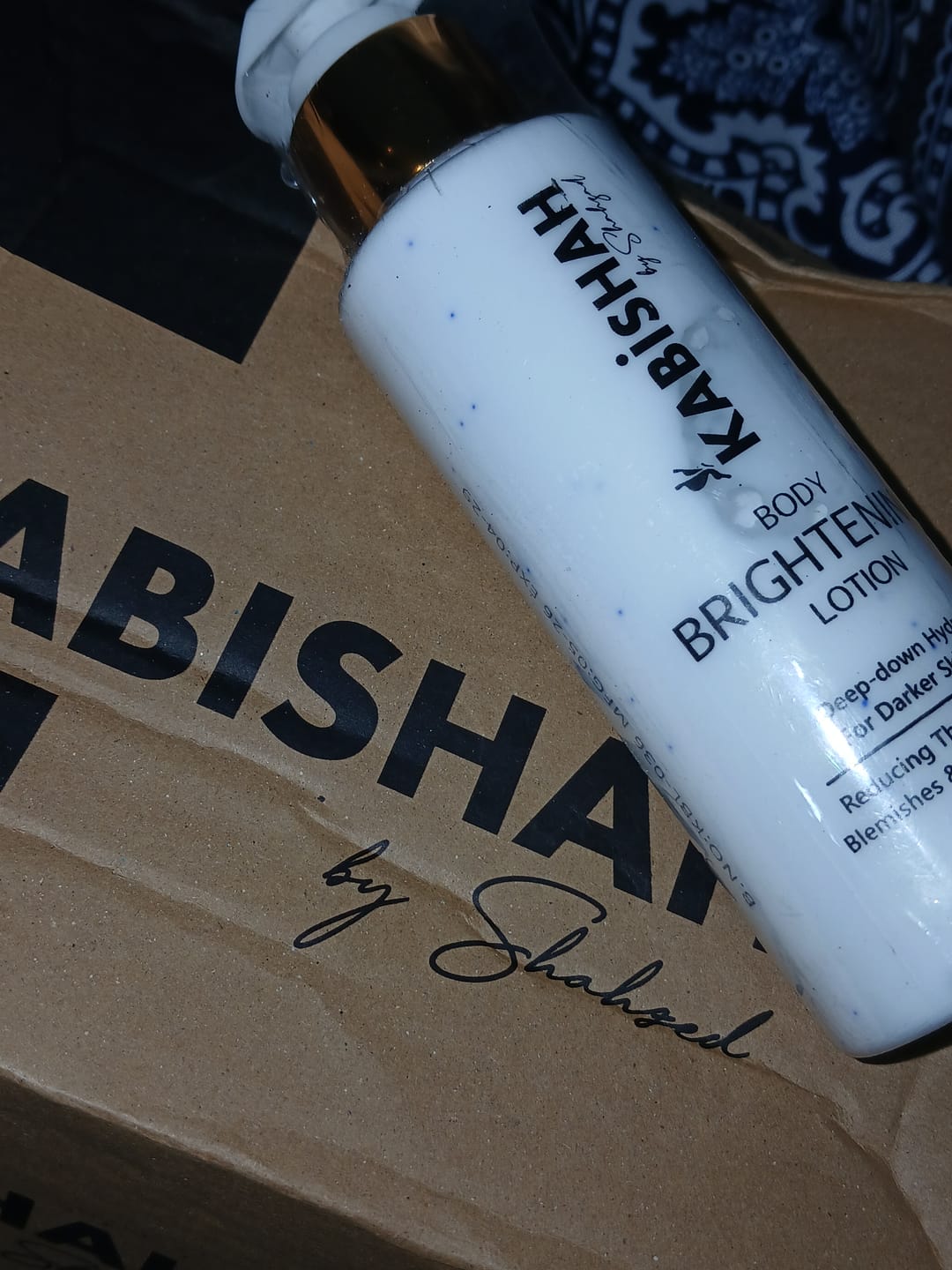 Customer photo review of DazzleSkin Body Hydrating Lotion